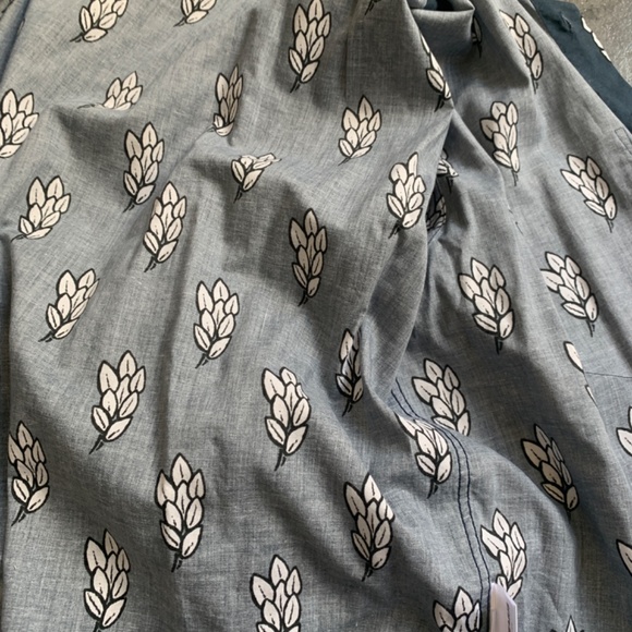 Jacquemus Shirt w/ Leaves print inside and out - Picture 12 of 15